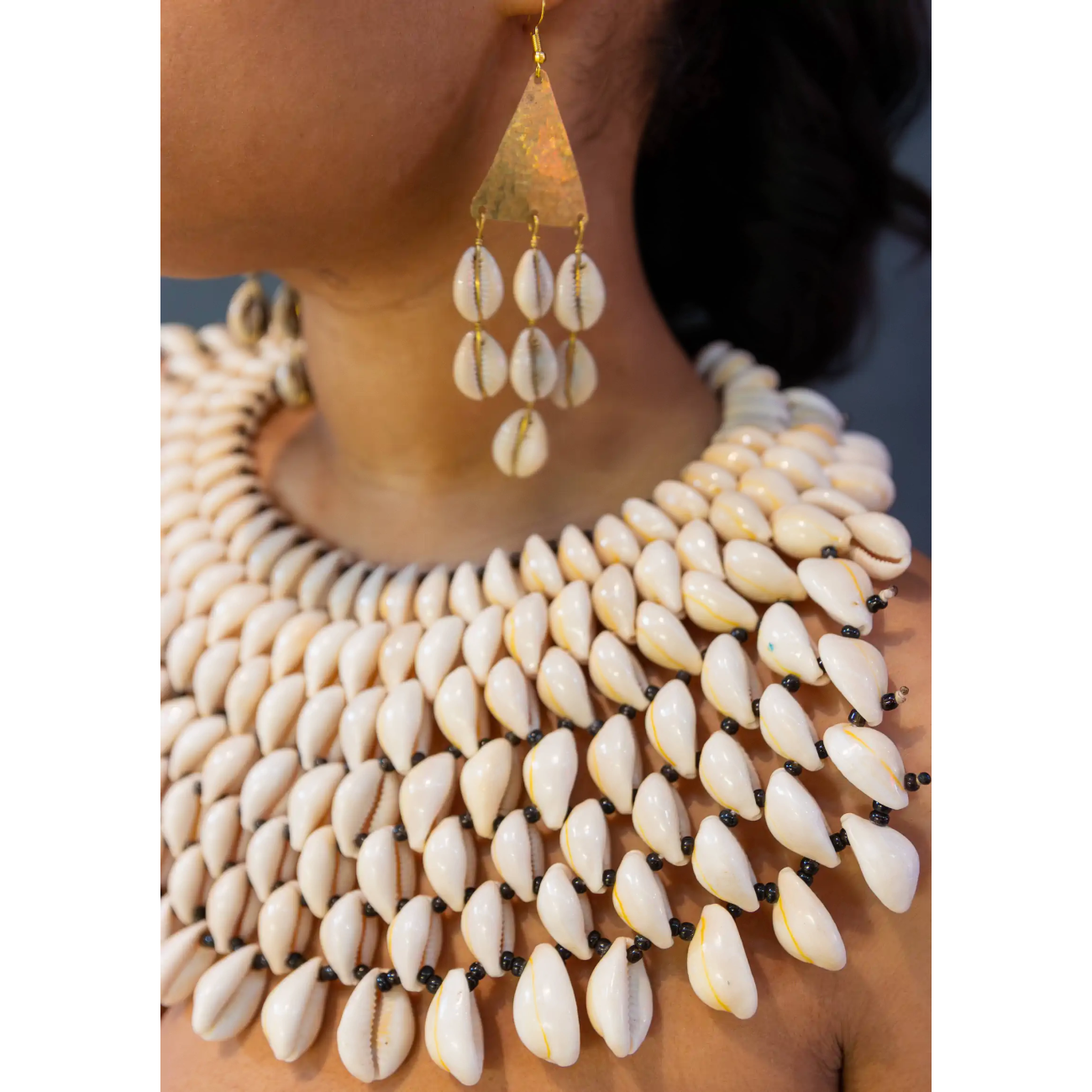 Statement Cowrie Shell necklace - Image 2